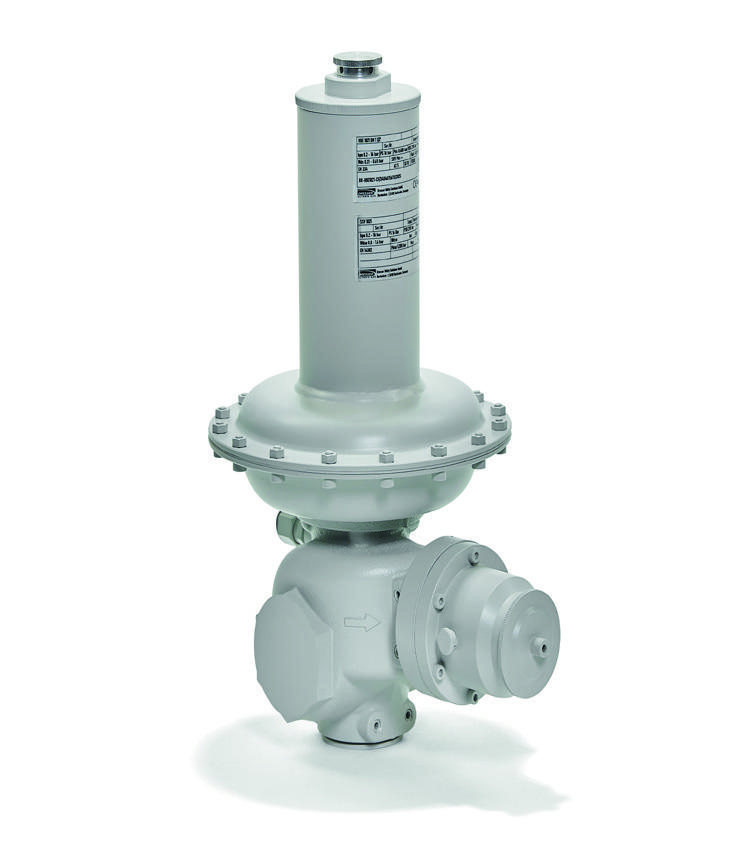 Dresser RB 1700 threaded gas pressure regulator